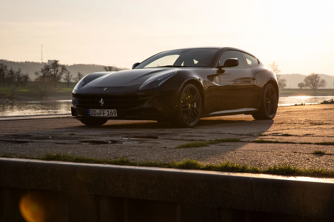 2012 Ferrari FF - Image 9 of 31