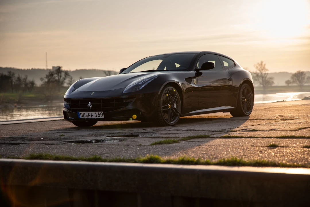 2012 Ferrari FF - Image 11 of 31