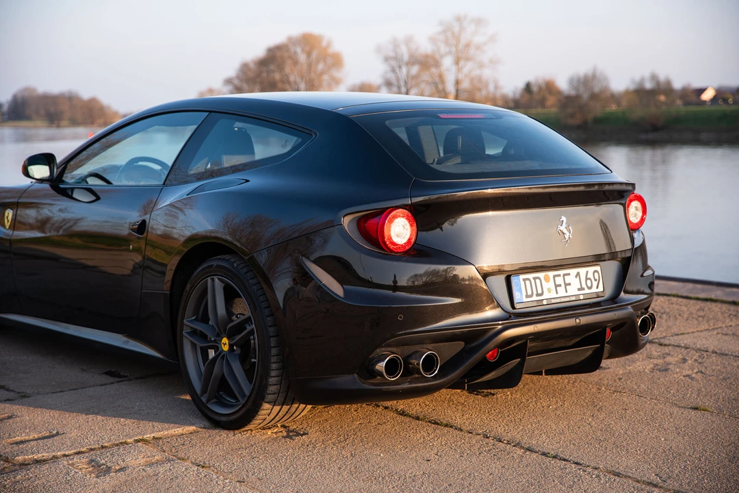 2012 Ferrari FF - Image 4 of 31