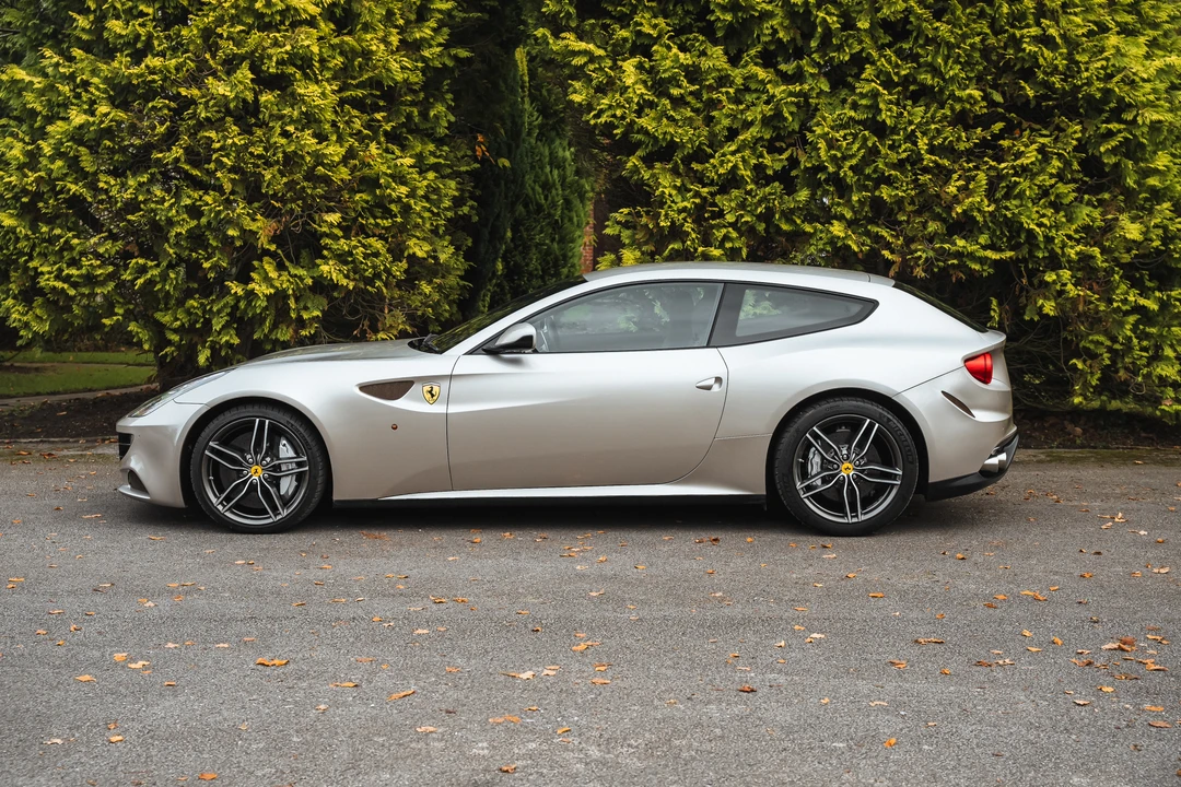 2012 Ferrari FF - Image 8 of 31