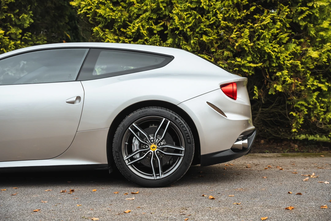 2012 Ferrari FF - Image 23 of 31
