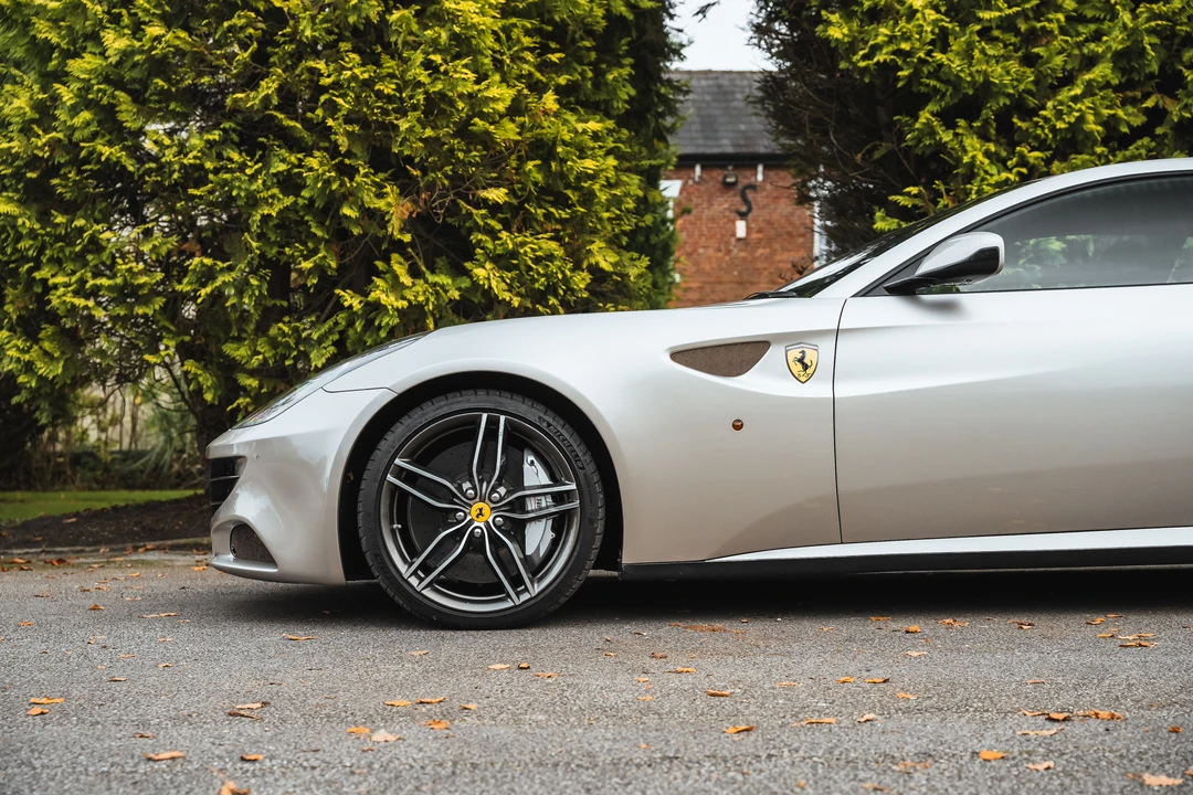 2012 Ferrari FF - Image 22 of 31