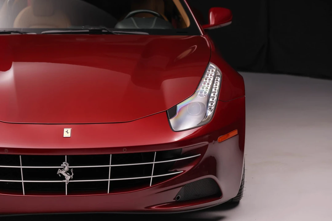 2012 Ferrari FF - Image 17 of 31