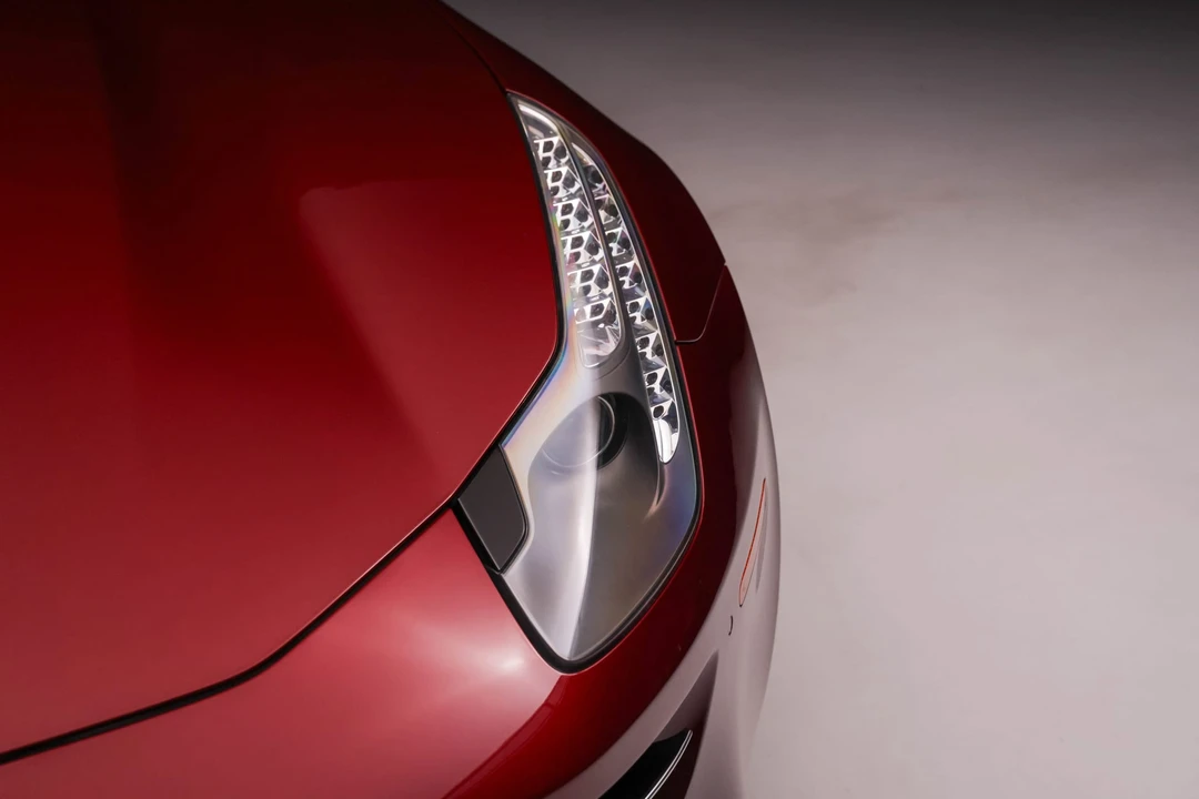 2012 Ferrari FF - Image 23 of 31