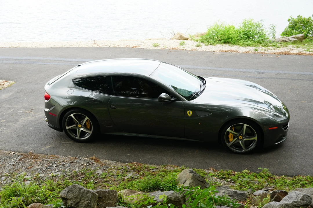 2012 Ferrari FF - Image 15 of 31