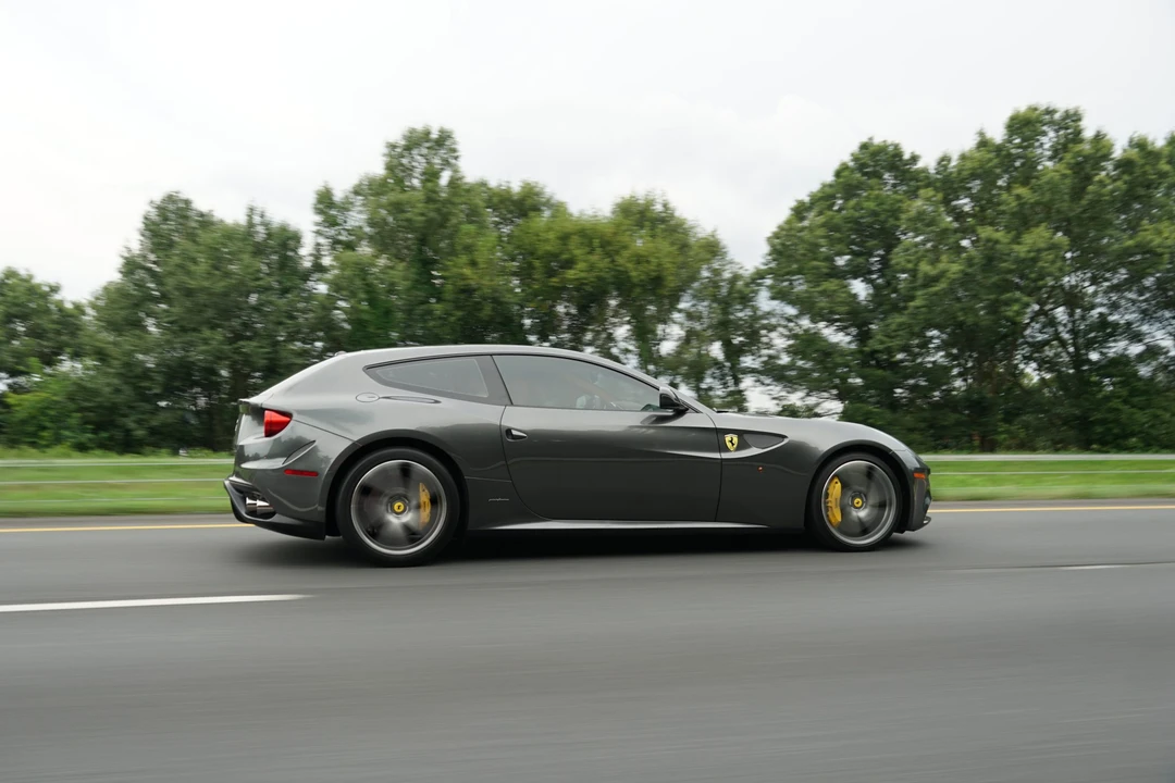 2012 Ferrari FF - Image 16 of 31