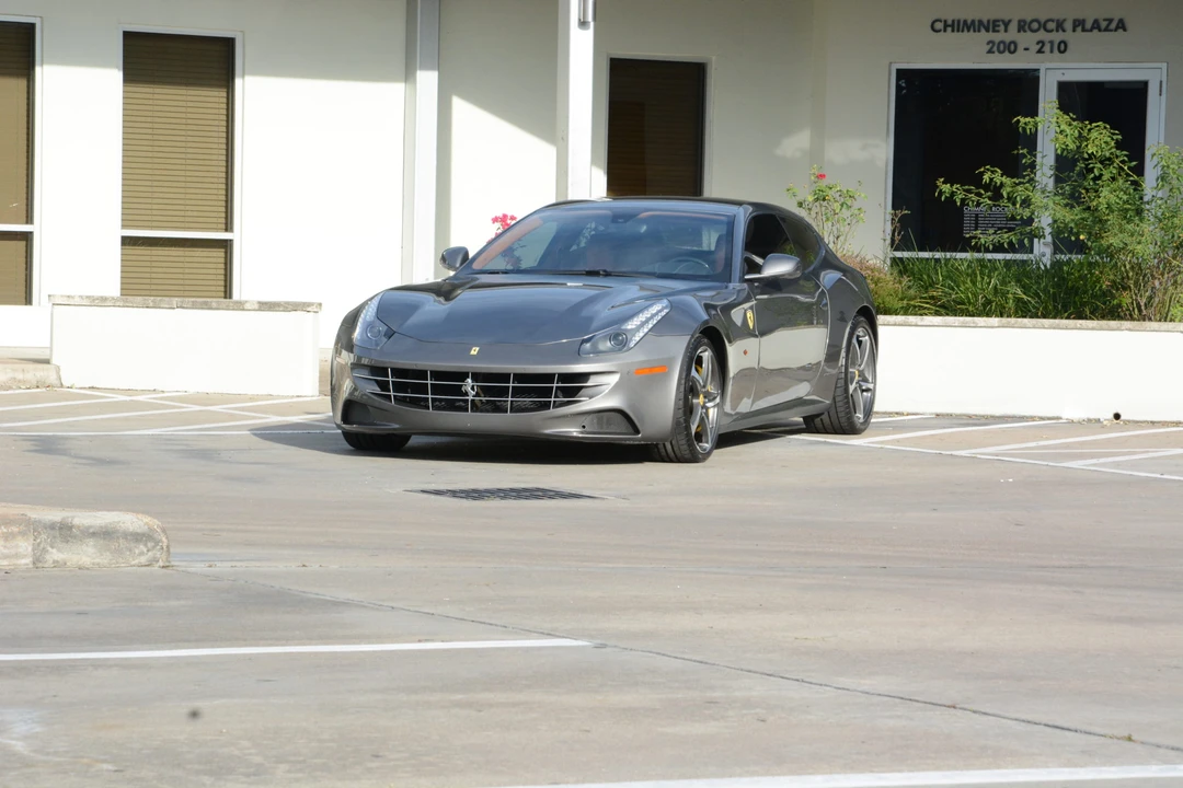 2012 Ferrari FF - Image 12 of 31