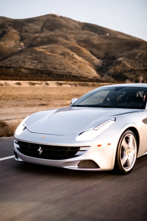 2012 Ferrari FF - Image 11 of 31
