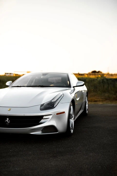 2012 Ferrari FF - Image 10 of 31