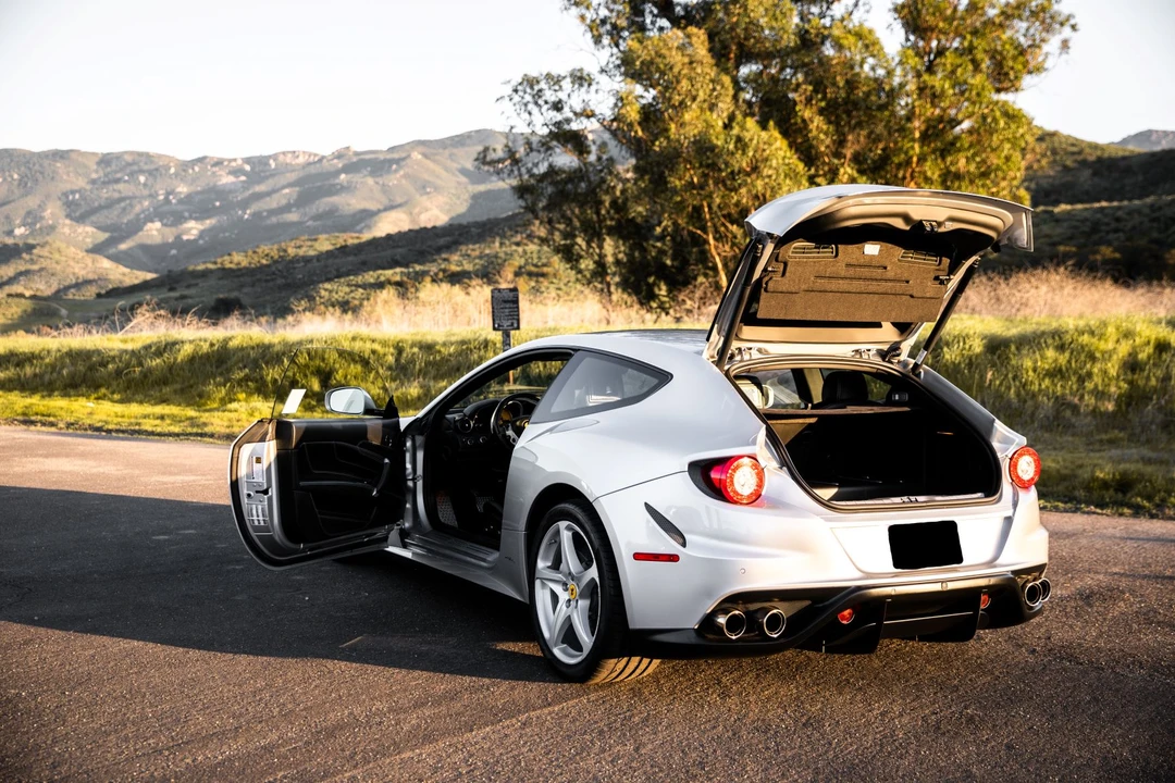 2012 Ferrari FF - Image 15 of 31