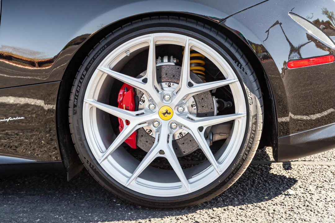 2012 Ferrari FF - Image 23 of 31