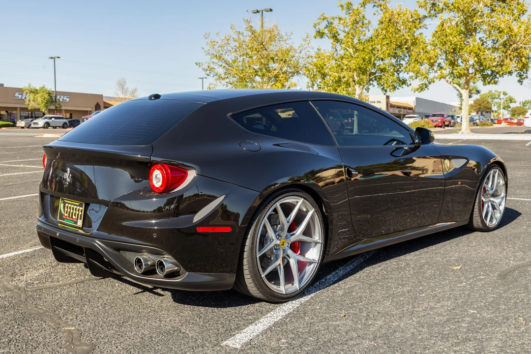 2012 Ferrari FF - Image 8 of 31