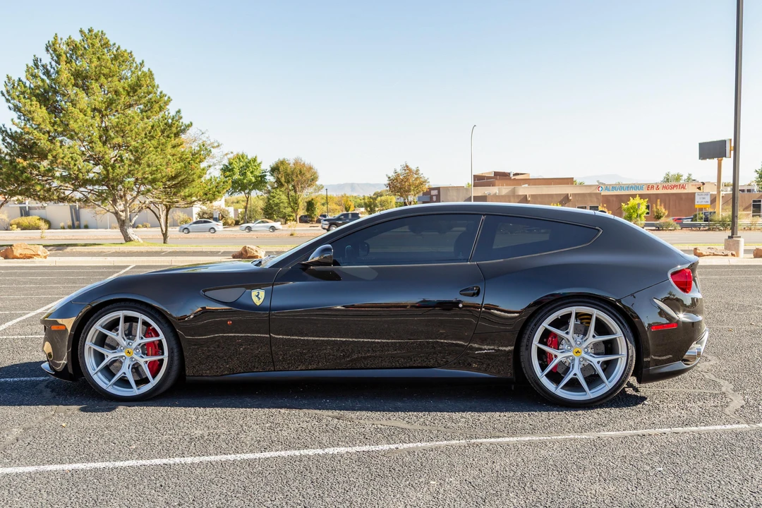 2012 Ferrari FF - Image 7 of 31