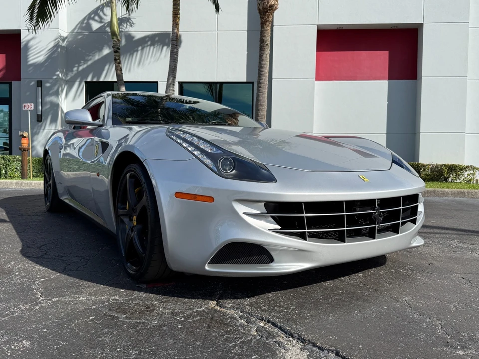 2012 Ferrari FF - Image 6 of 21