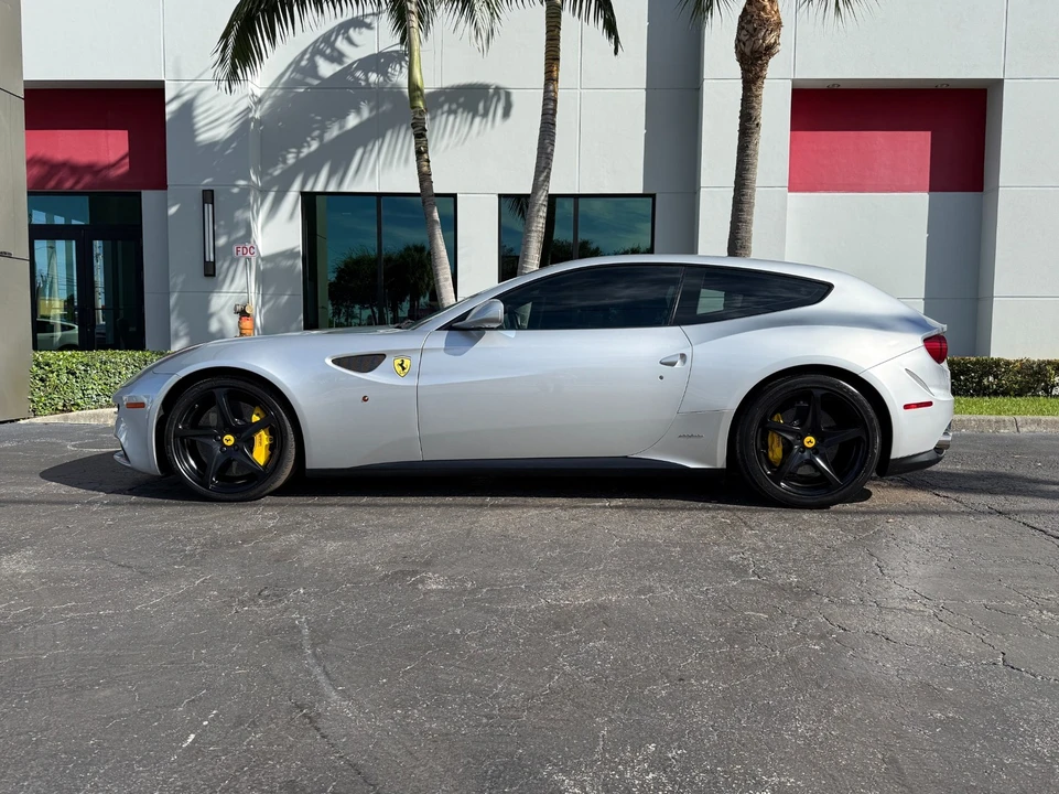 2012 Ferrari FF - Image 11 of 21