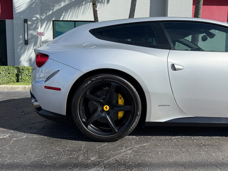 2012 Ferrari FF - Image 4 of 21