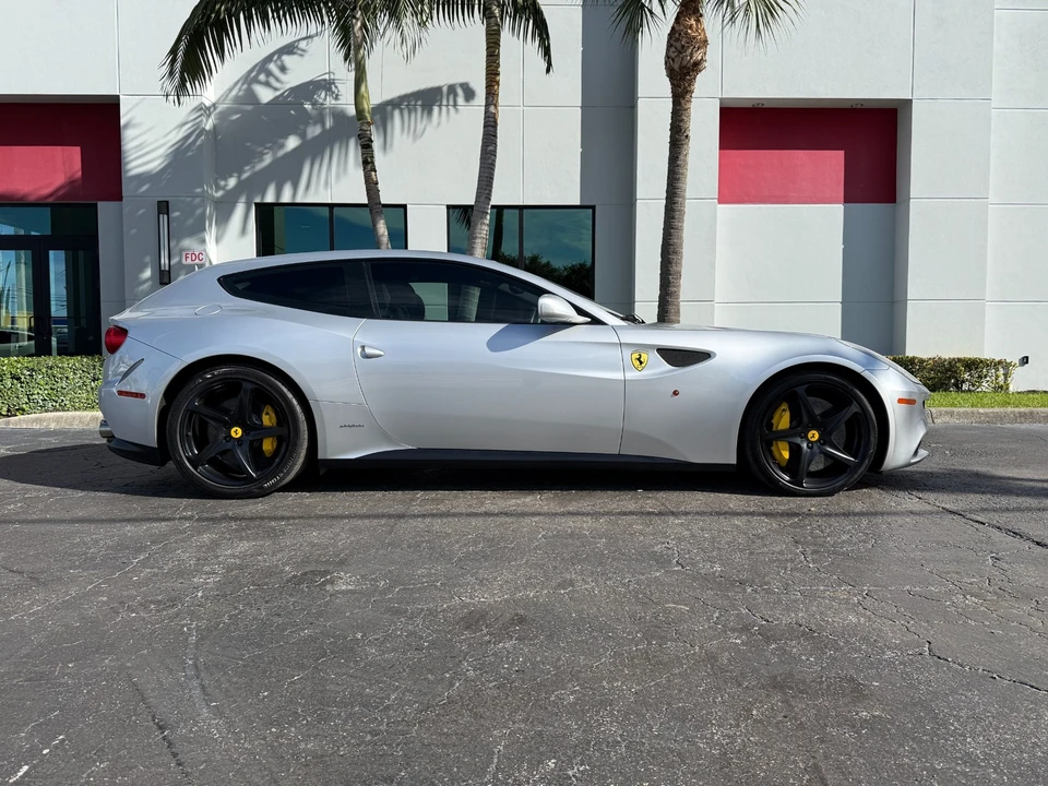 2012 Ferrari FF - Image 2 of 21