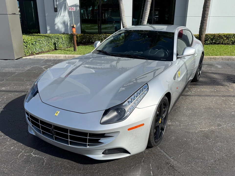 2012 Ferrari FF - Image 7 of 21