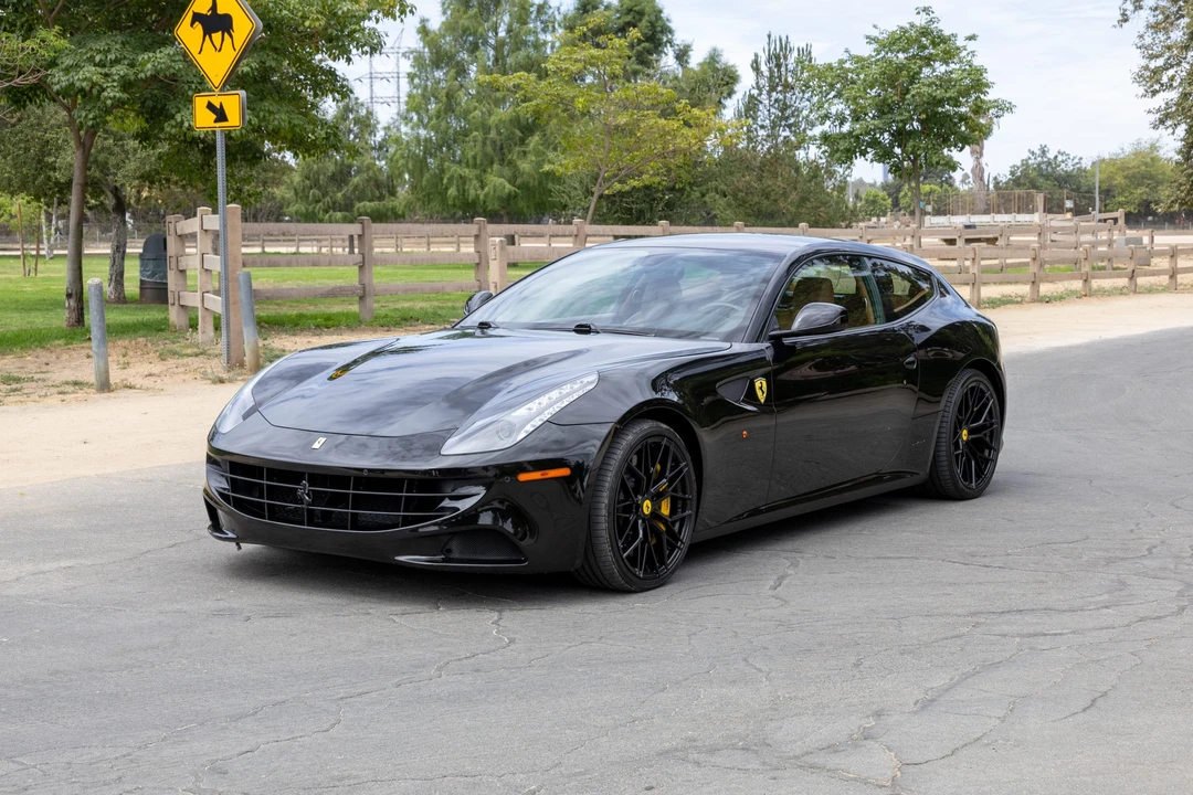 2012 Ferrari FF - Image 2 of 31