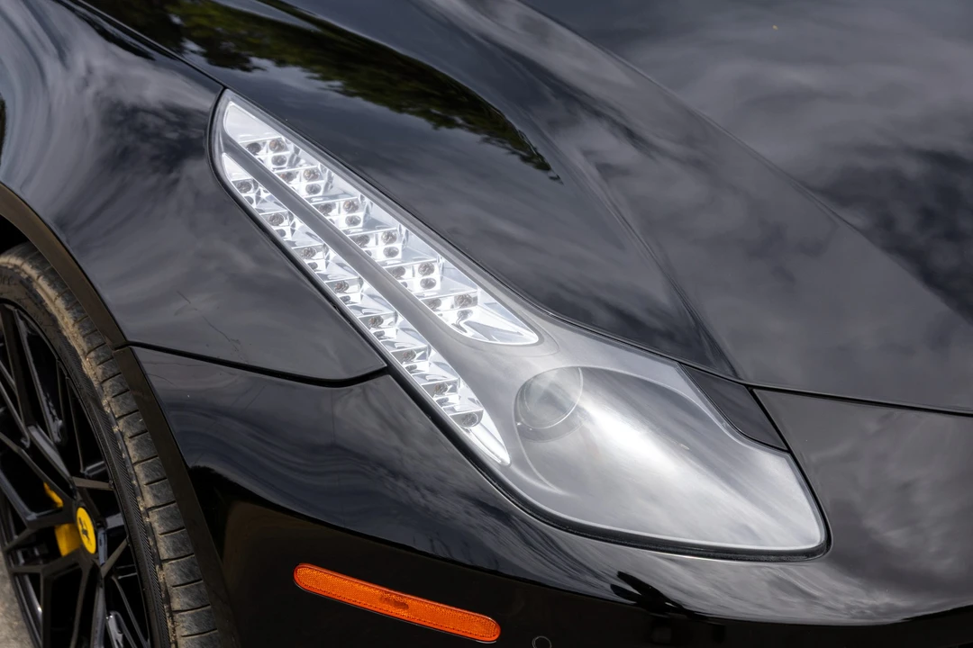 2012 Ferrari FF - Image 13 of 31