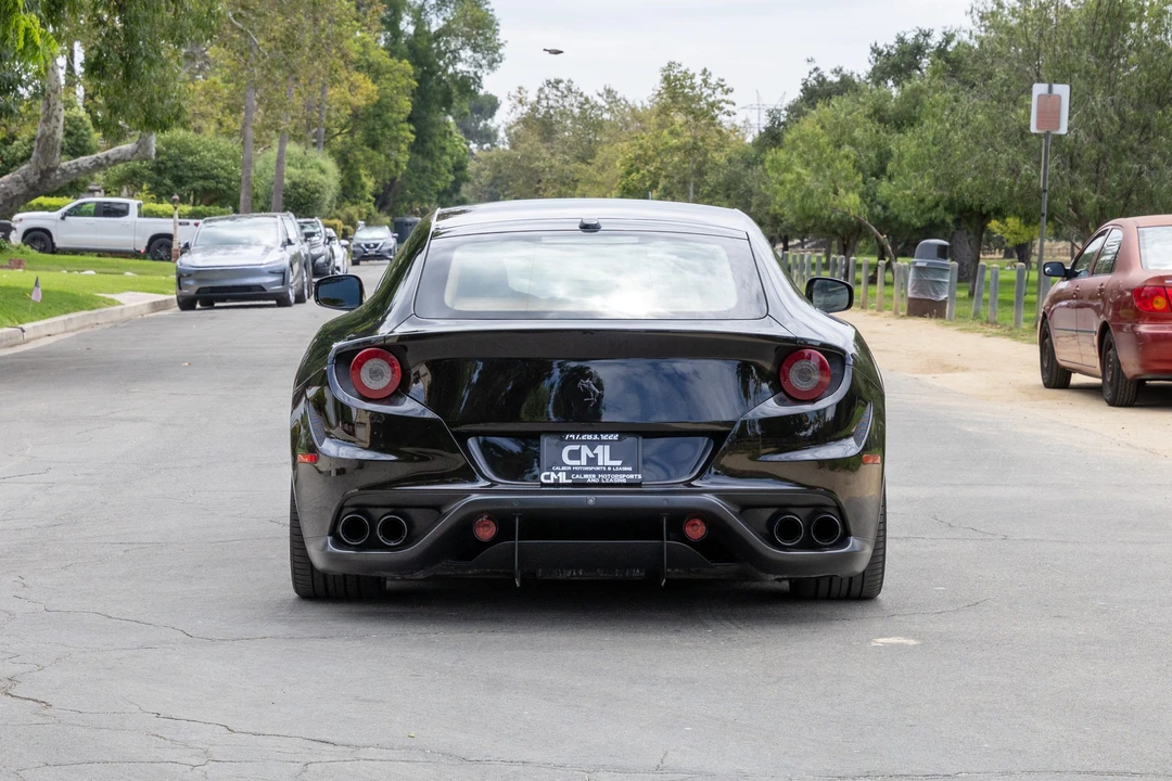 2012 Ferrari FF - Image 8 of 31
