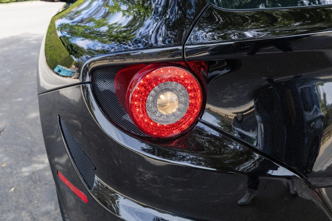 2012 Ferrari FF - Image 30 of 31
