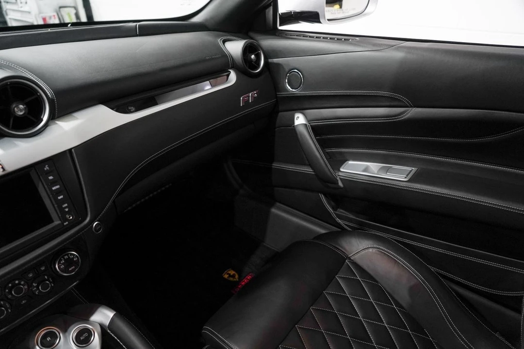 2012 Ferrari FF - Image 14 of 21