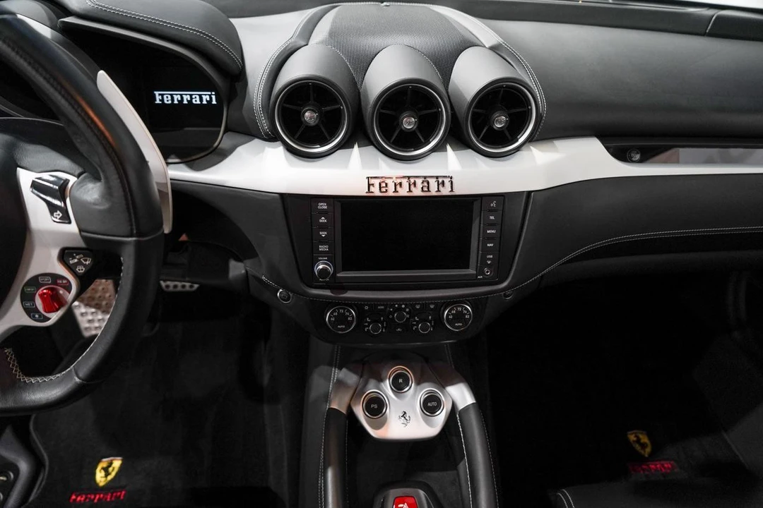2012 Ferrari FF - Image 12 of 21