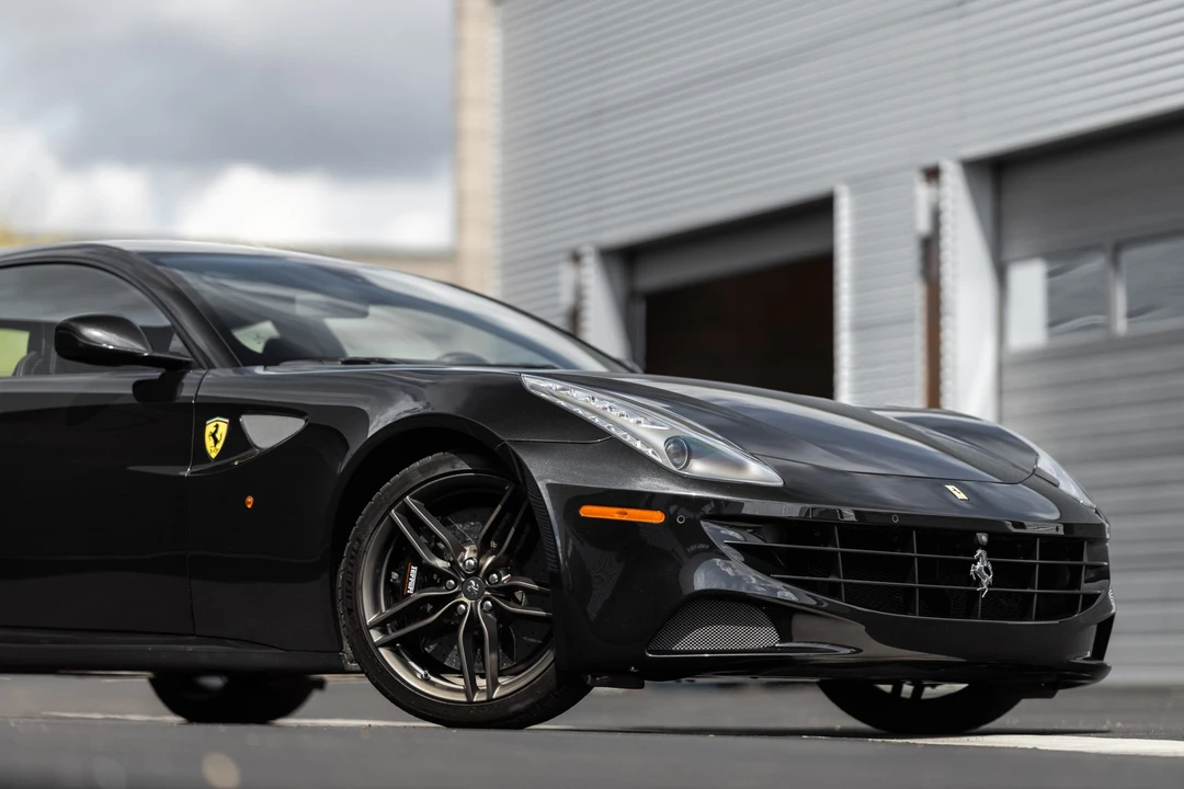 2012 Ferrari FF - Image 30 of 31