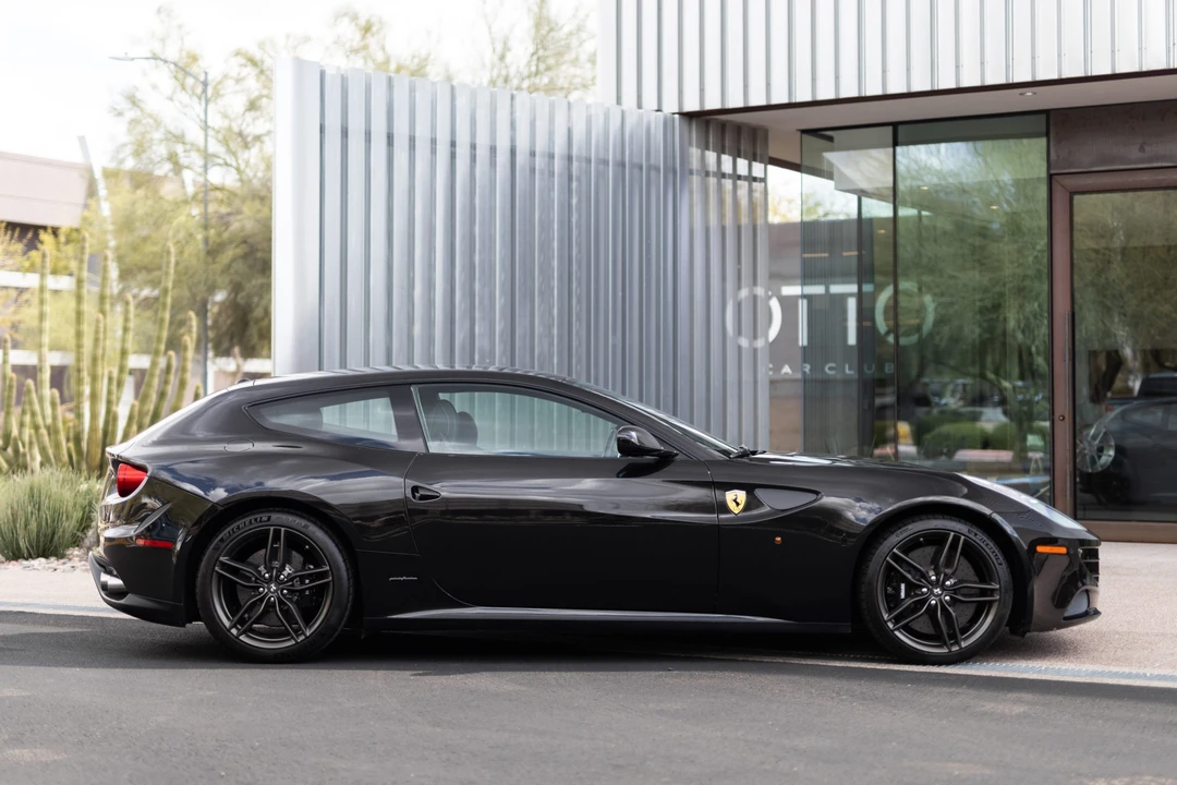 2012 Ferrari FF - Image 16 of 31