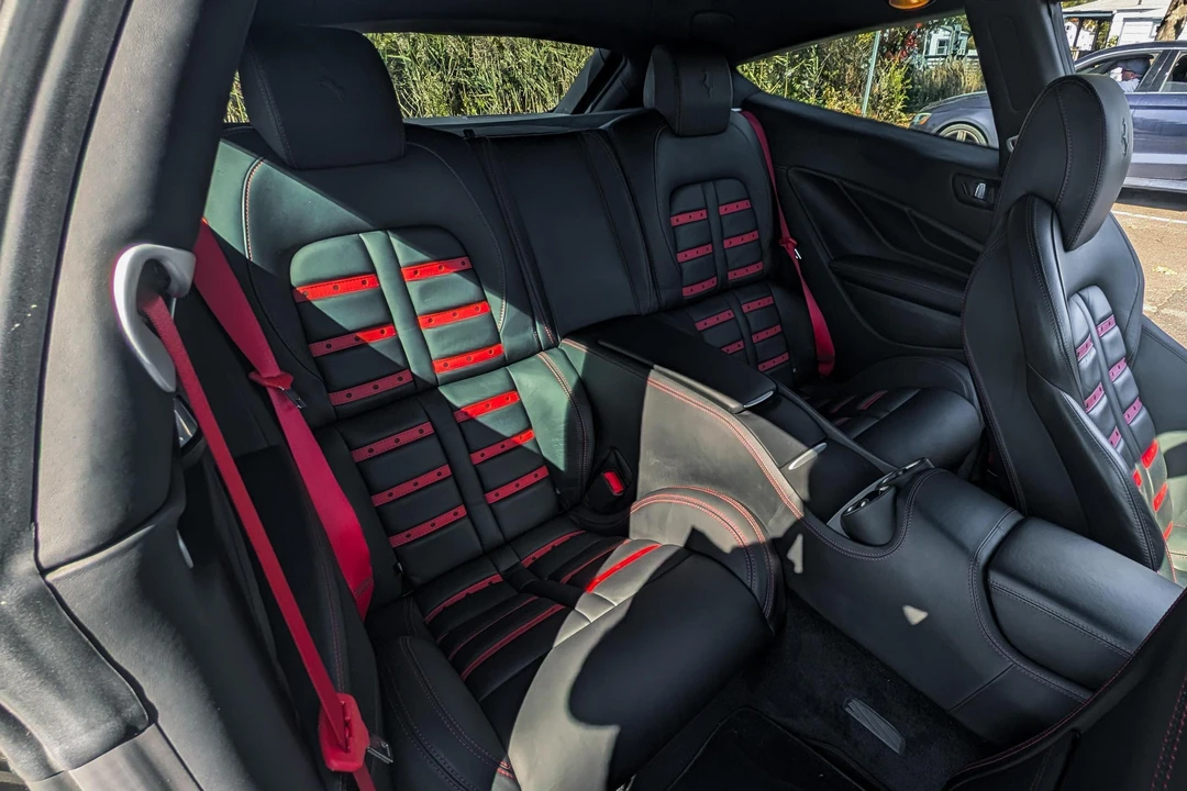 2012 Ferrari FF - Image 25 of 31