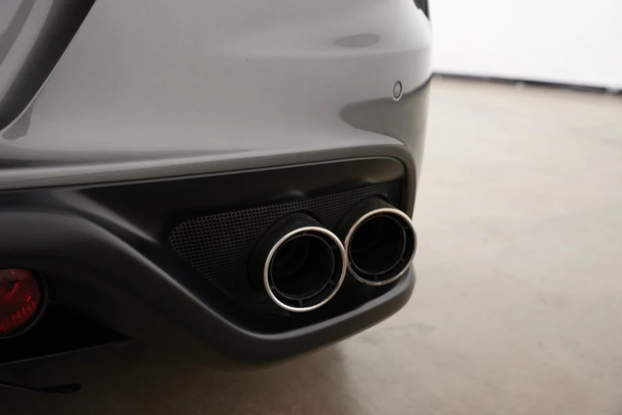 2012 Ferrari FF - Image 18 of 31