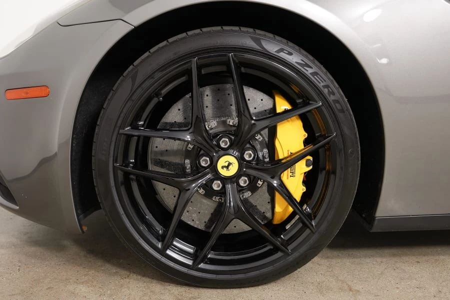 2012 Ferrari FF - Image 31 of 31