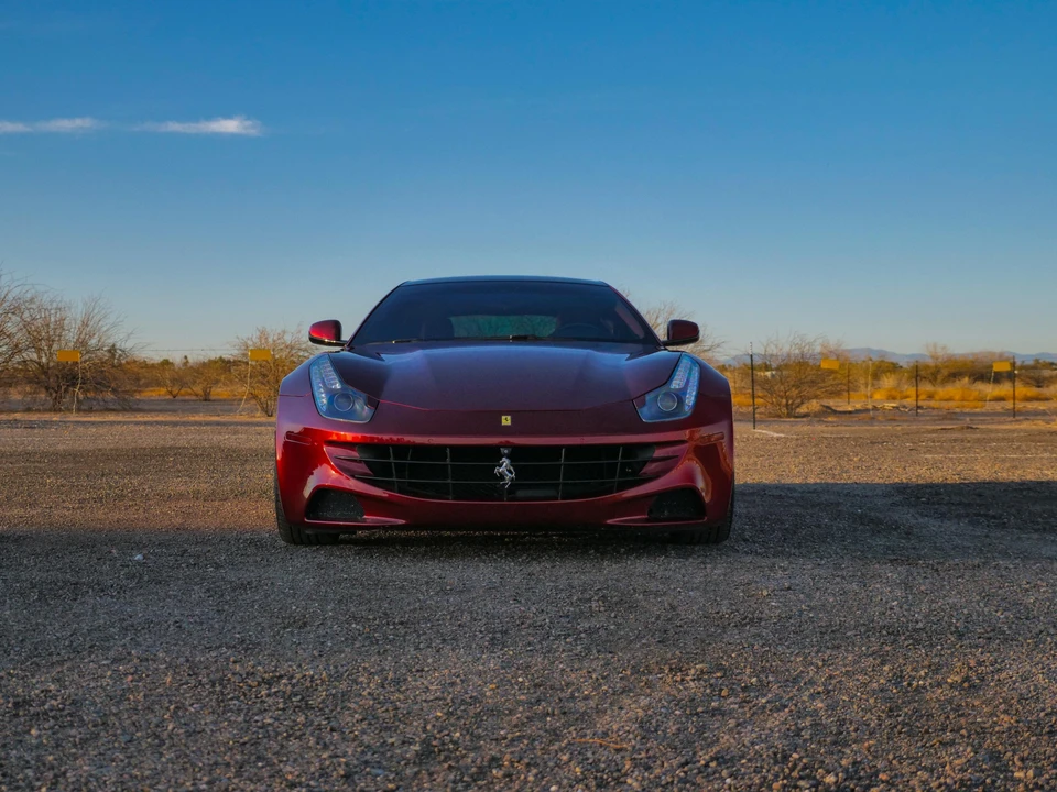 2012 Ferrari FF - Image 7 of 31