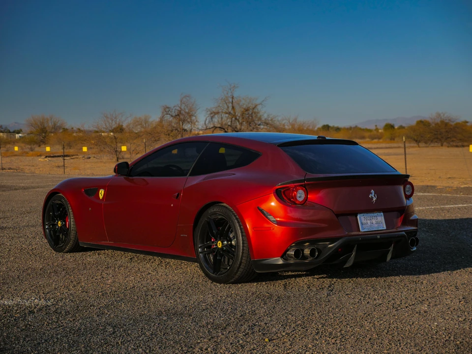 2012 Ferrari FF - Image 18 of 31
