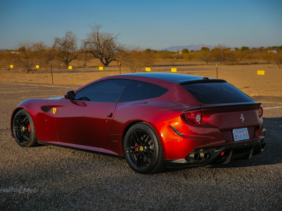 2012 Ferrari FF - Image 16 of 31
