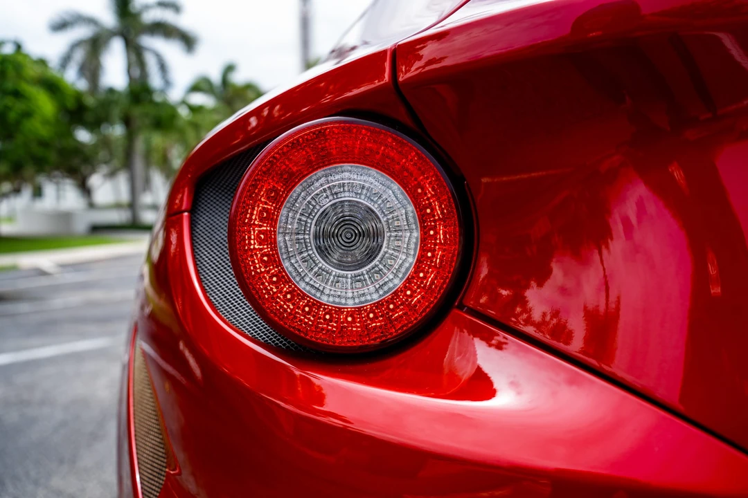 2012 Ferrari FF - Image 30 of 31