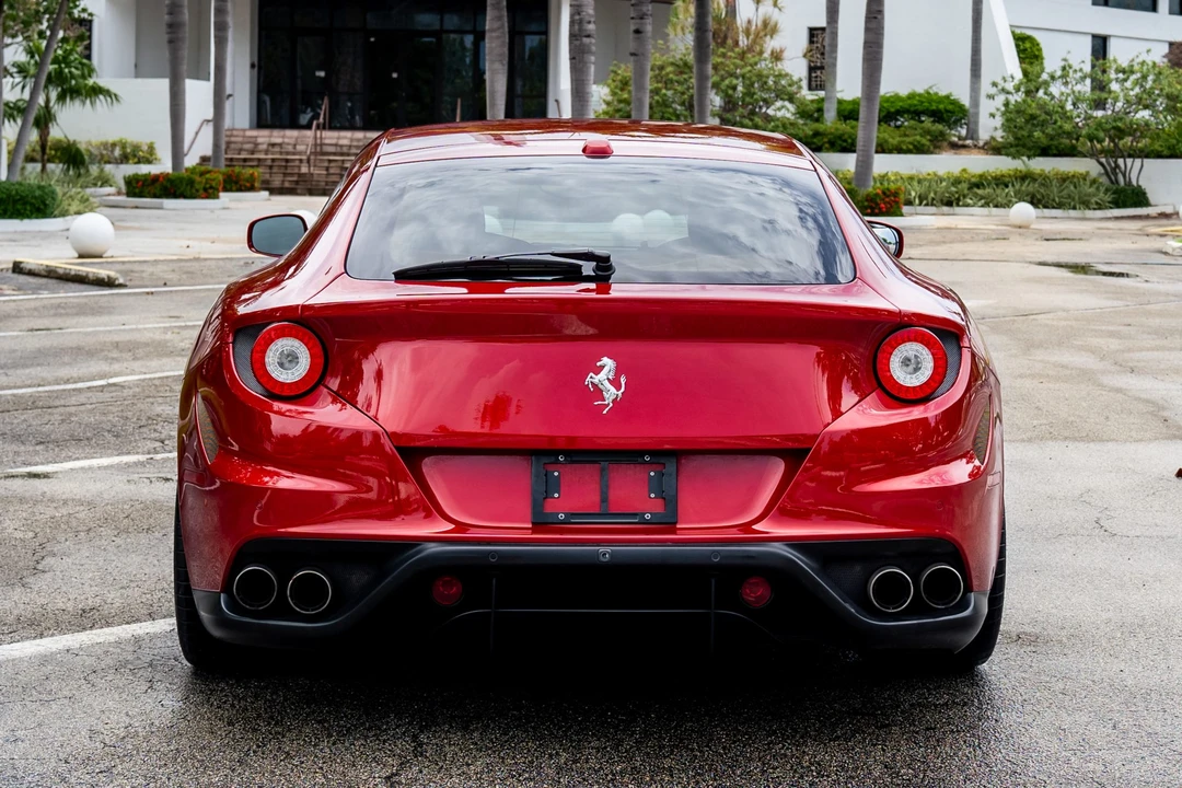 2012 Ferrari FF - Image 8 of 31