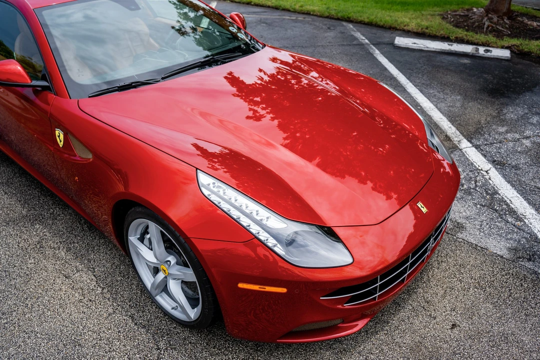 2012 Ferrari FF - Image 21 of 31