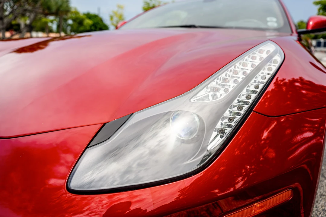 2012 Ferrari FF - Image 15 of 31