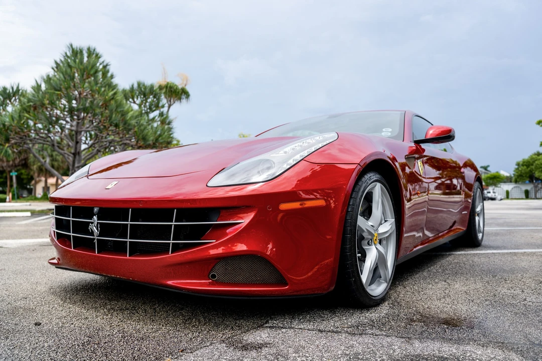 2012 Ferrari FF - Image 11 of 31