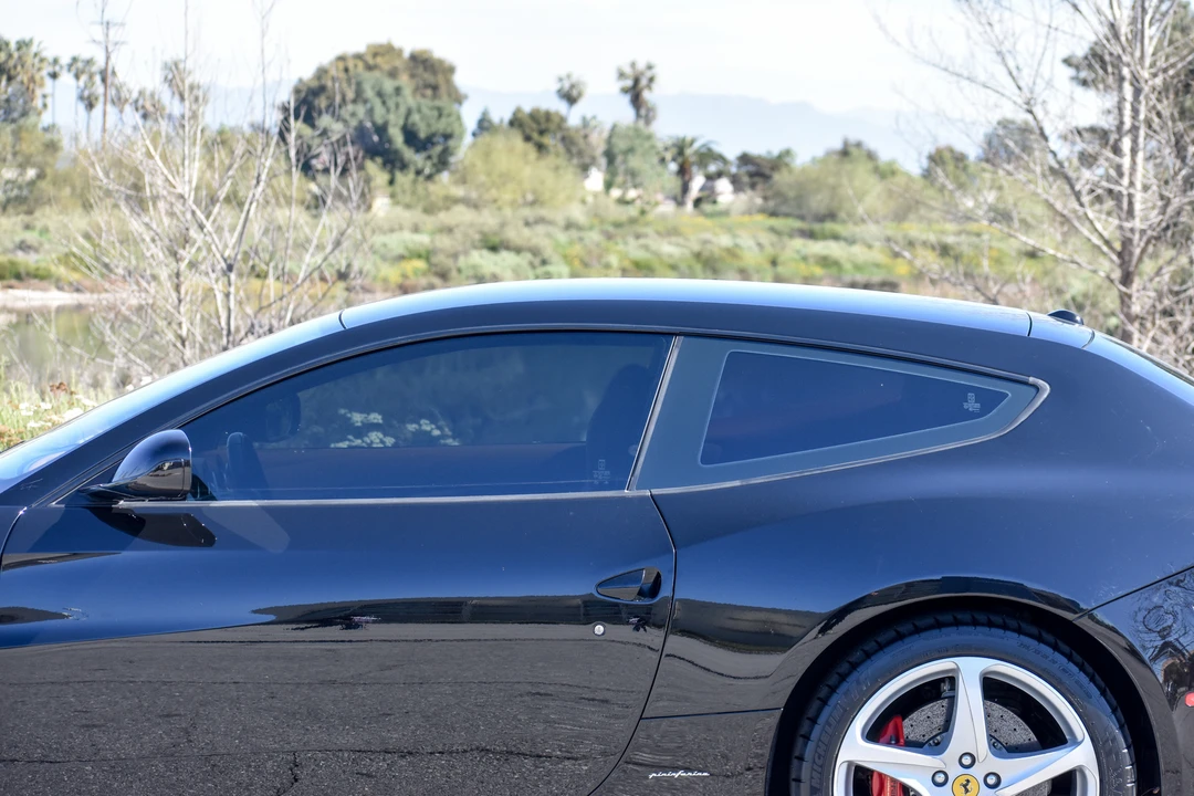 2012 Ferrari FF - Image 21 of 31