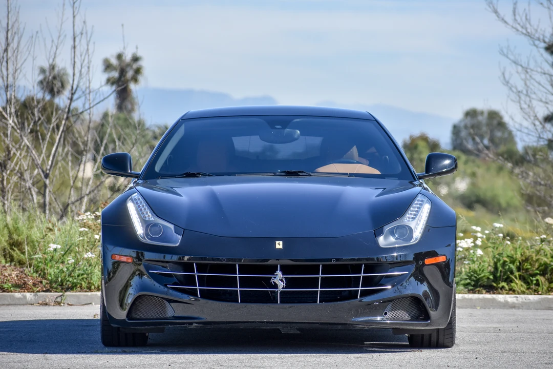 2012 Ferrari FF - Image 2 of 31