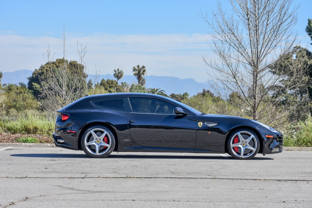 2012 Ferrari FF - Image 16 of 31