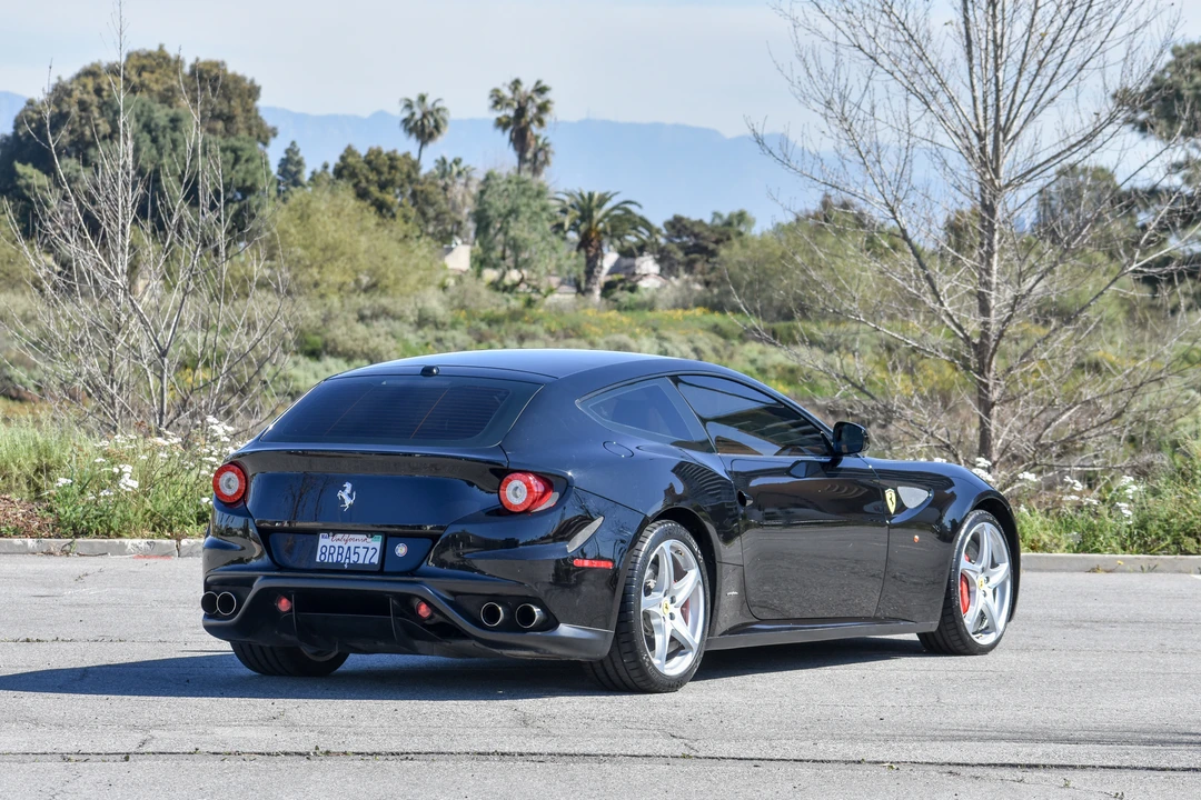 2012 Ferrari FF - Image 15 of 31