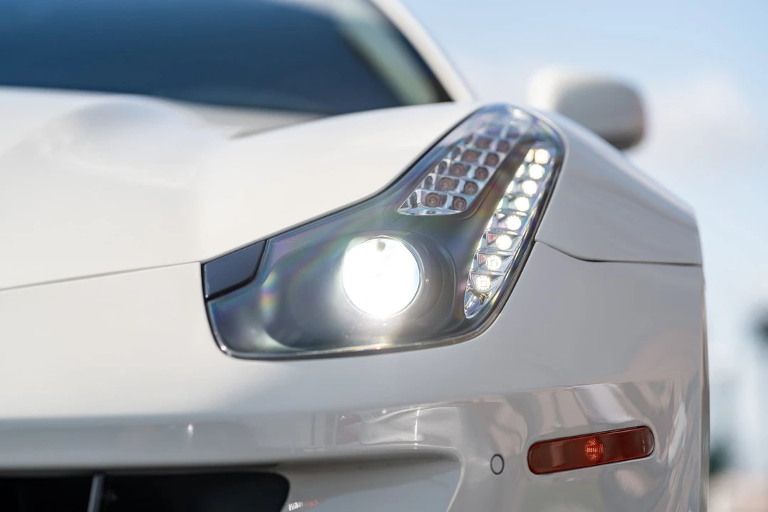 2012 Ferrari FF - Image 19 of 31