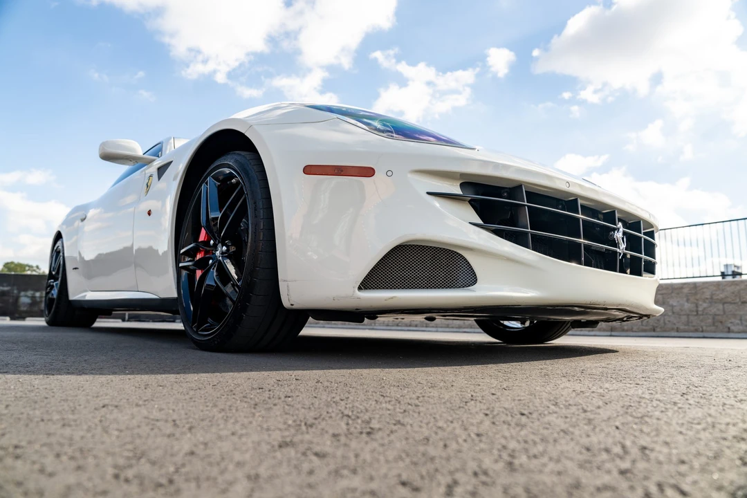 2012 Ferrari FF - Image 21 of 31