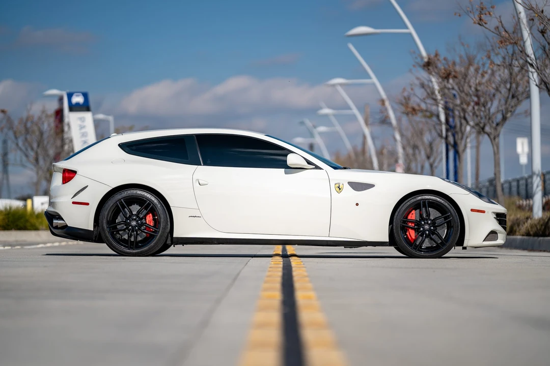 2012 Ferrari FF - Image 6 of 31
