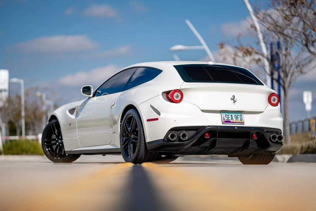 2012 Ferrari FF - Image 3 of 31