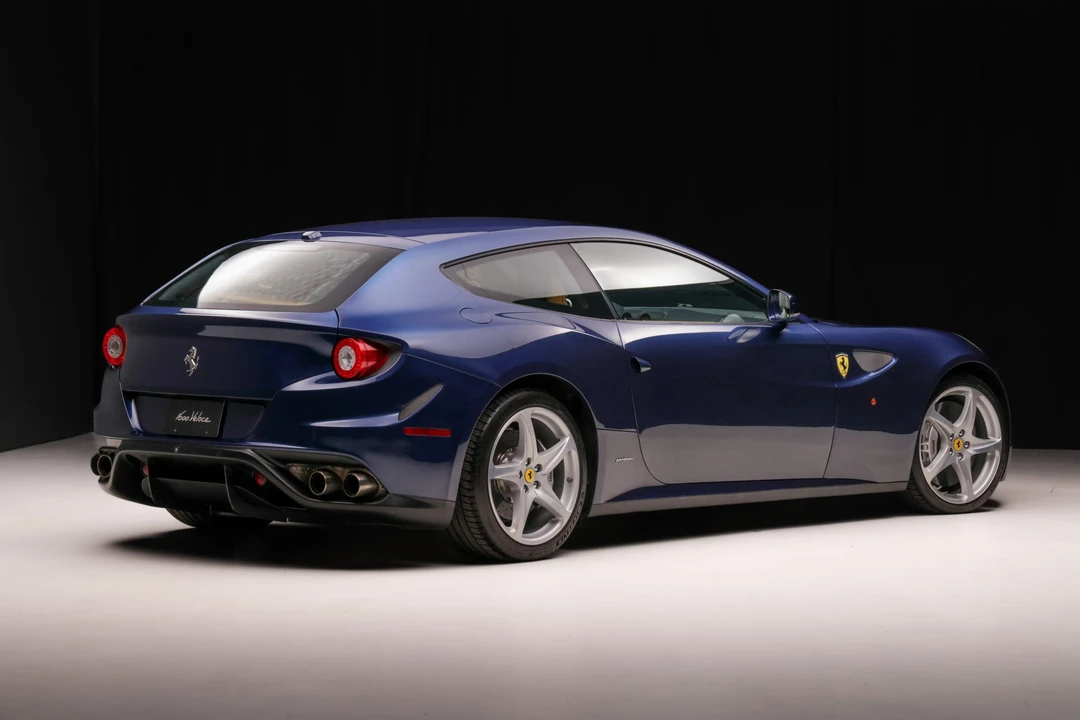 2012 Ferrari FF - Image 10 of 31